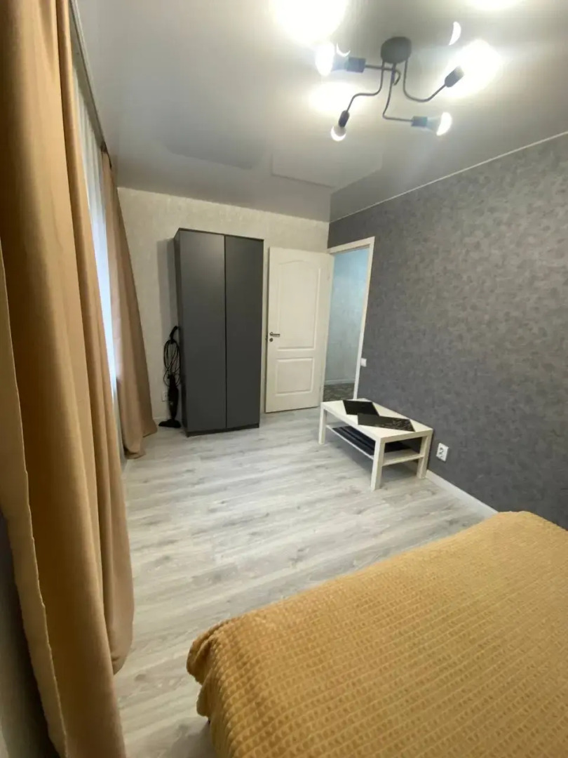 Апартаменты 2х-комнатная квартира возле Южного вокзала