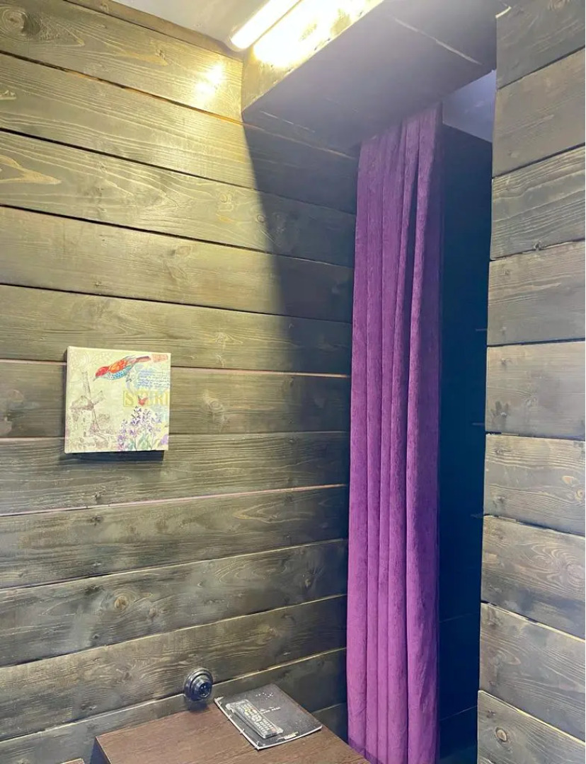 Отель Черная скала