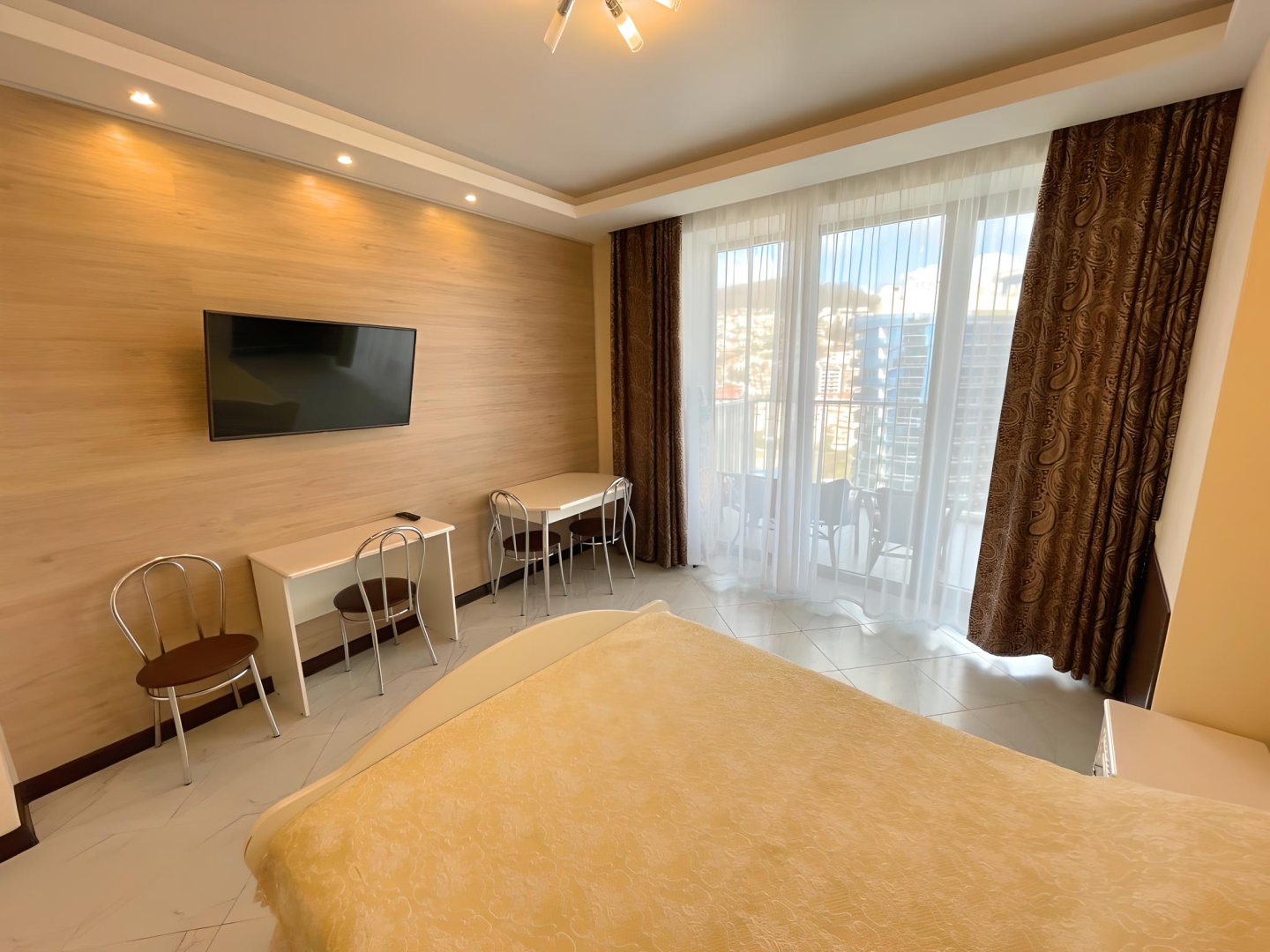 Апартаменты Актёр Гелакси 4