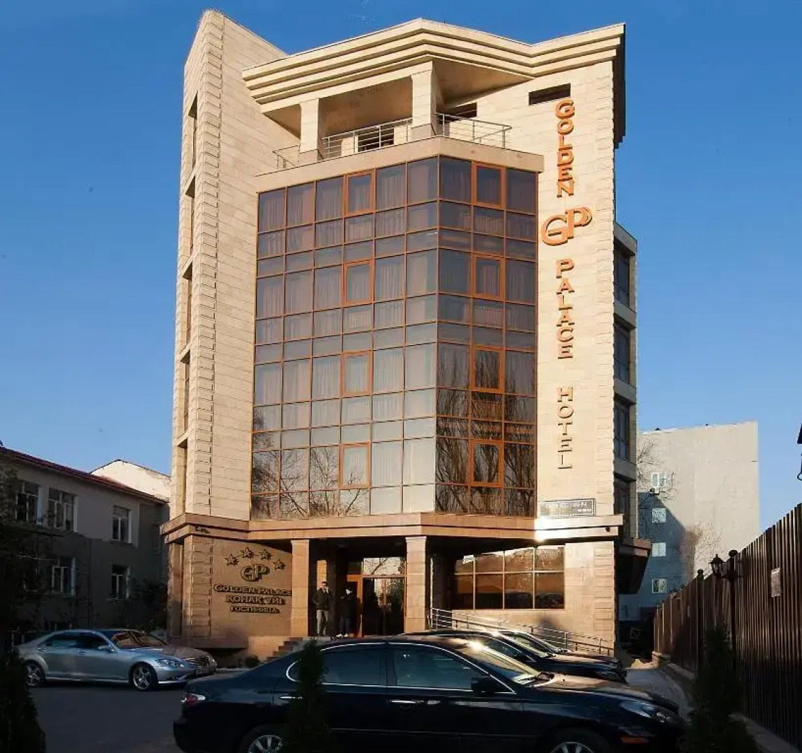 Отель Golden Palace