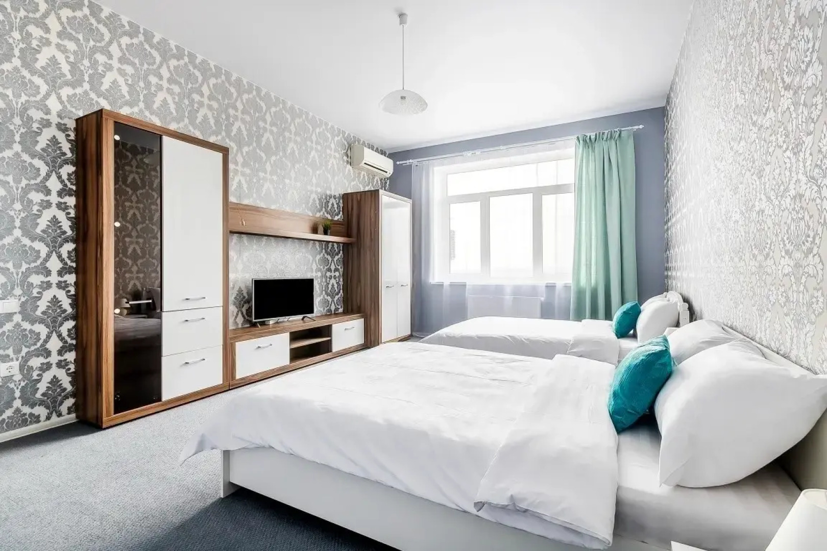 Апартаменты Большой Площади в Центре| До 8 гостей | Панорамный Вид на Город |