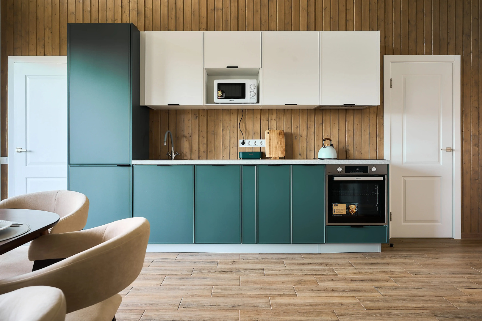 Частный дом Уютный дом с баней, чаном и барбекю у реки — для комфортного отдыха