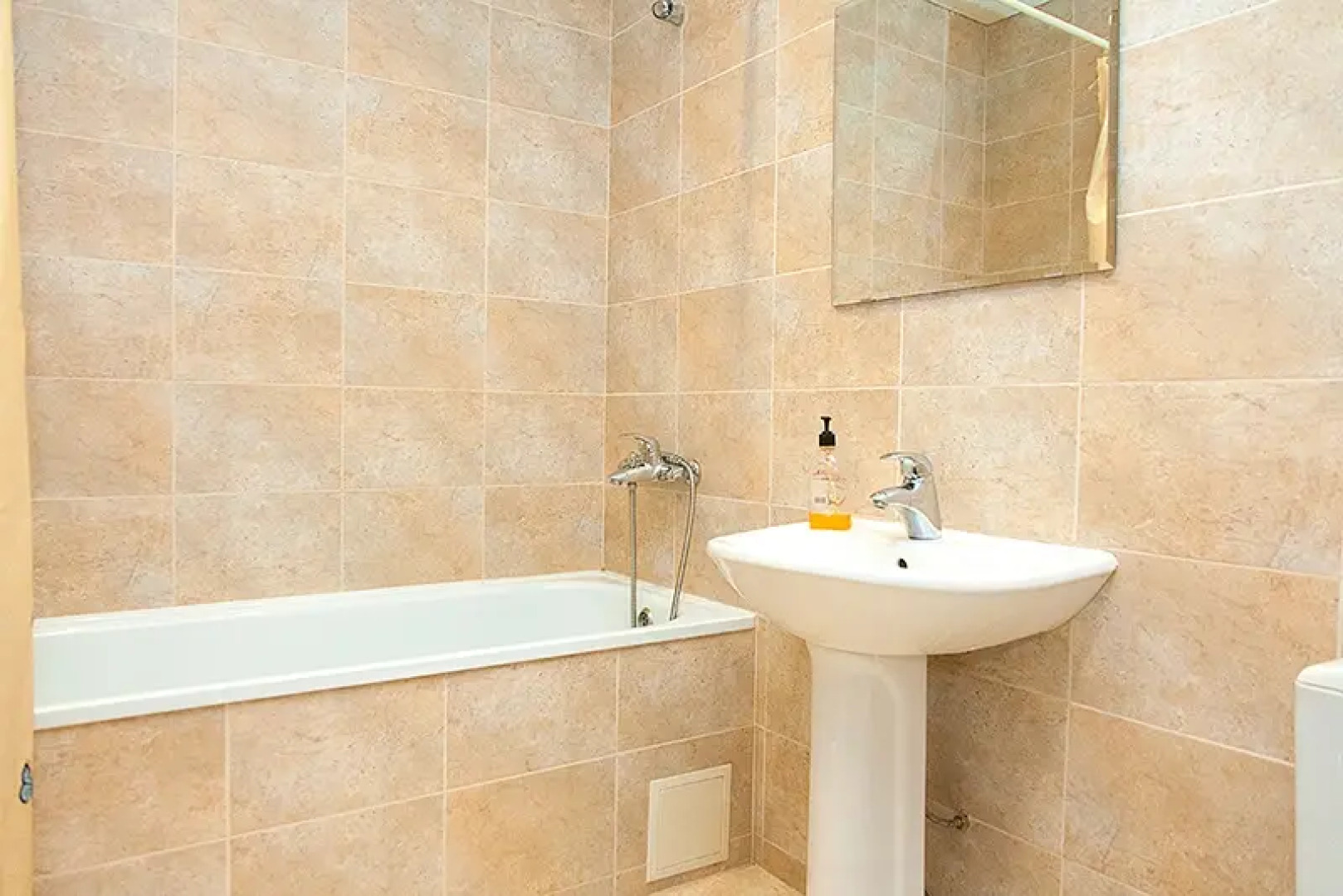 Апартаменты Счастливые квартиры на Семенова