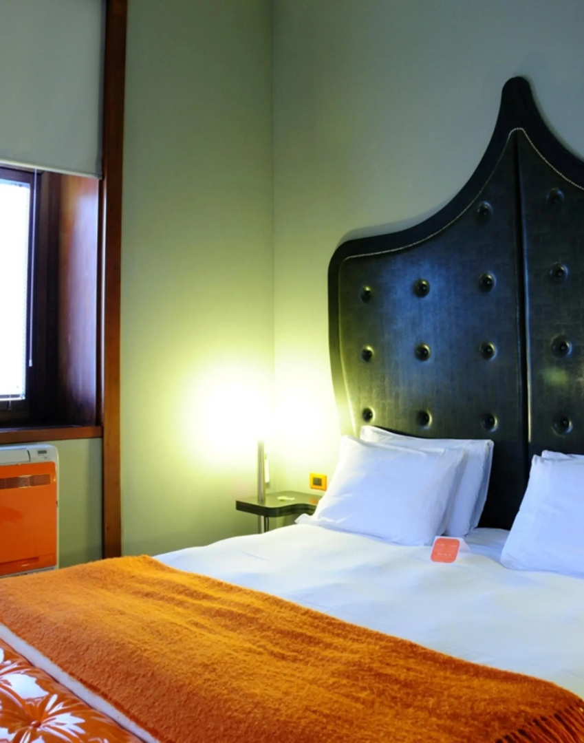 Orange Hotel