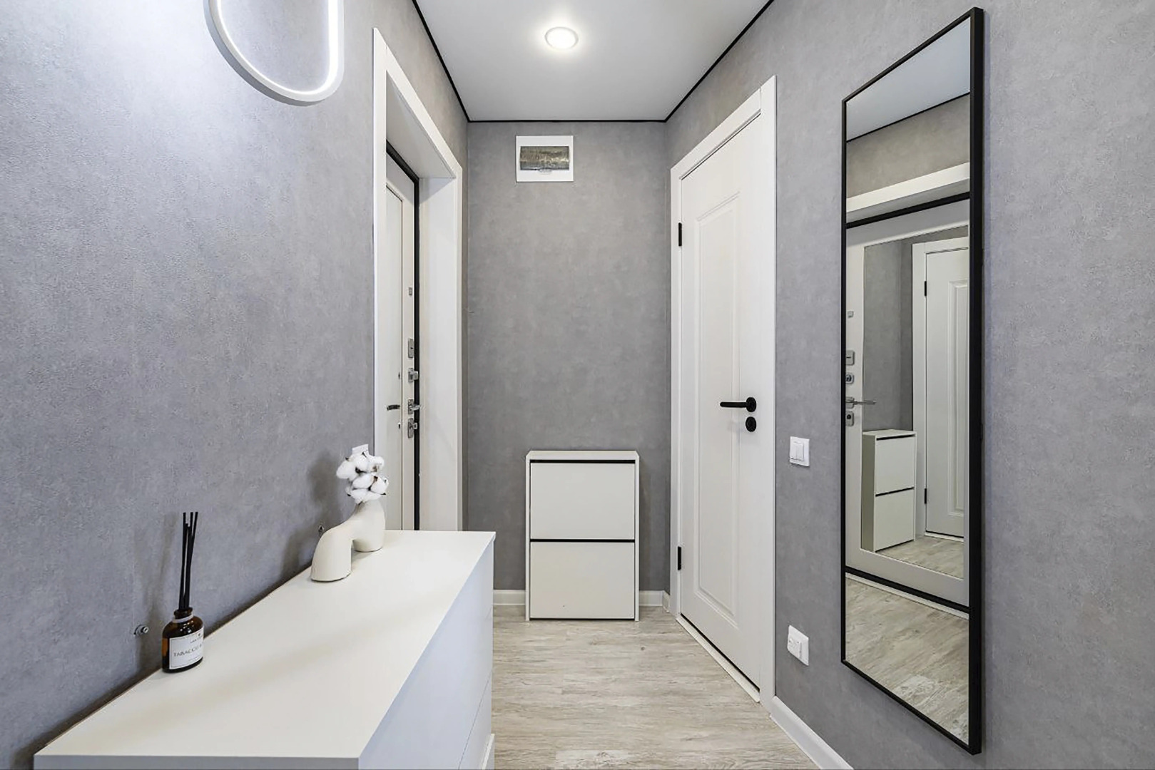 Апартаменты Графитовая Эстетика - Центр Города у Ваших Ног