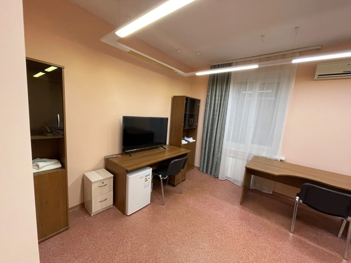 Отель Неделина 26