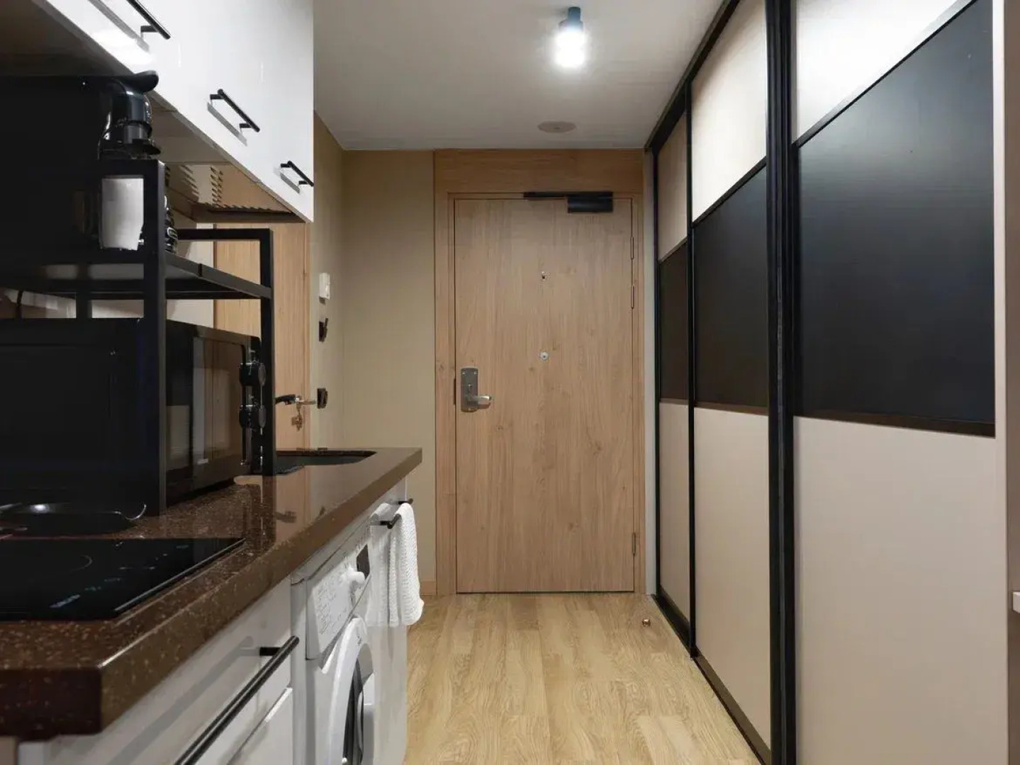 Апартаменты Granada Красивая Уютная Студия в Апарт-отеле VALO