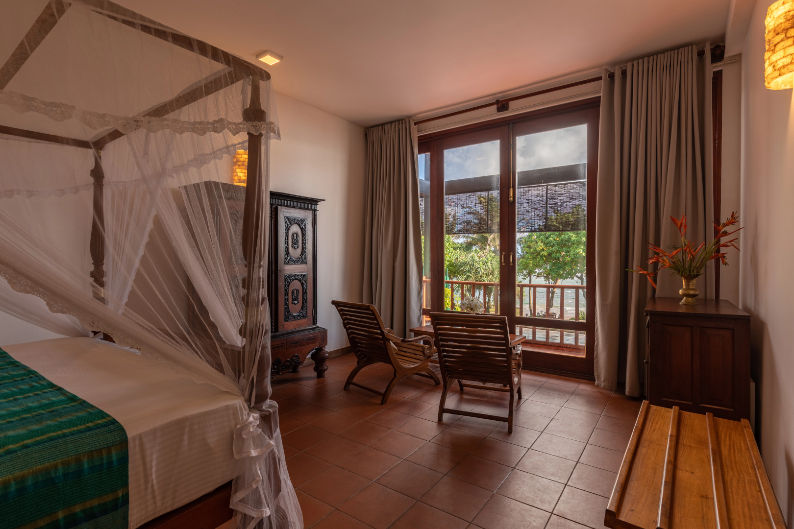 Вилла South Point Ocean 8 bedroom beach front