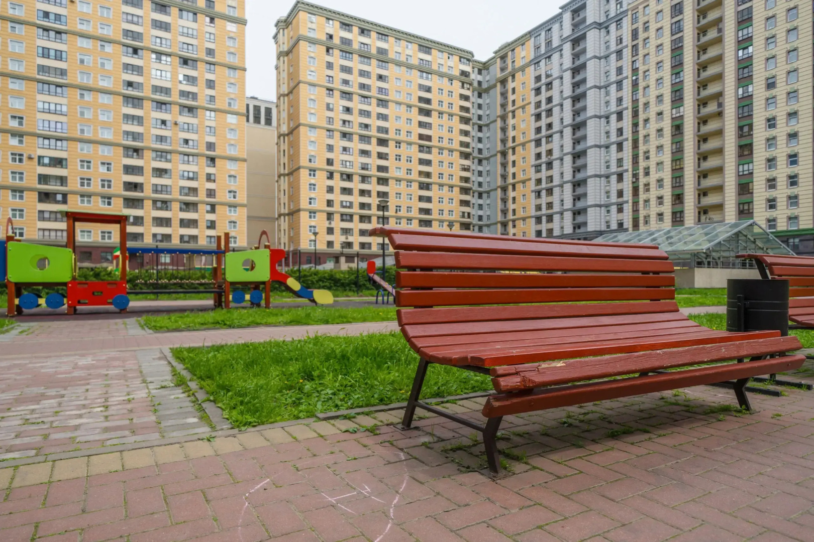 Апартаменты у метро в центре