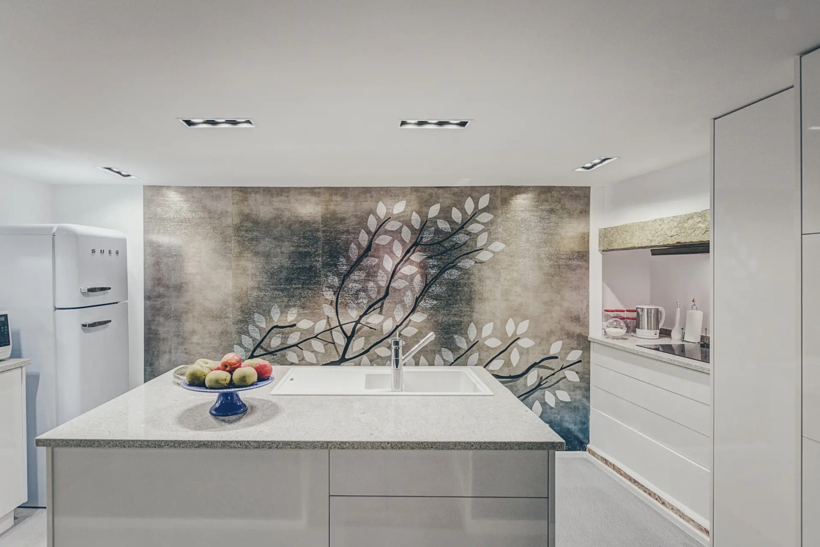 Deco Gem Bica Luxury Apartment