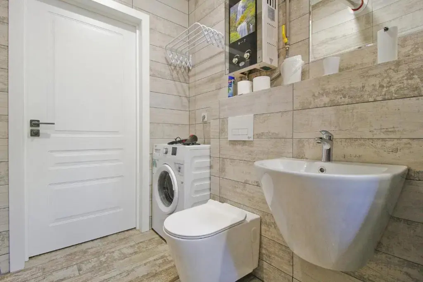 Апартаменты у Башни Врангеля