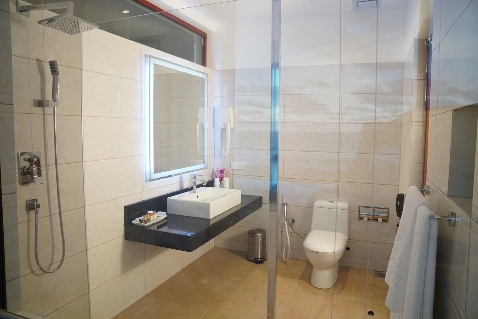 Sooriya Resort & Spa