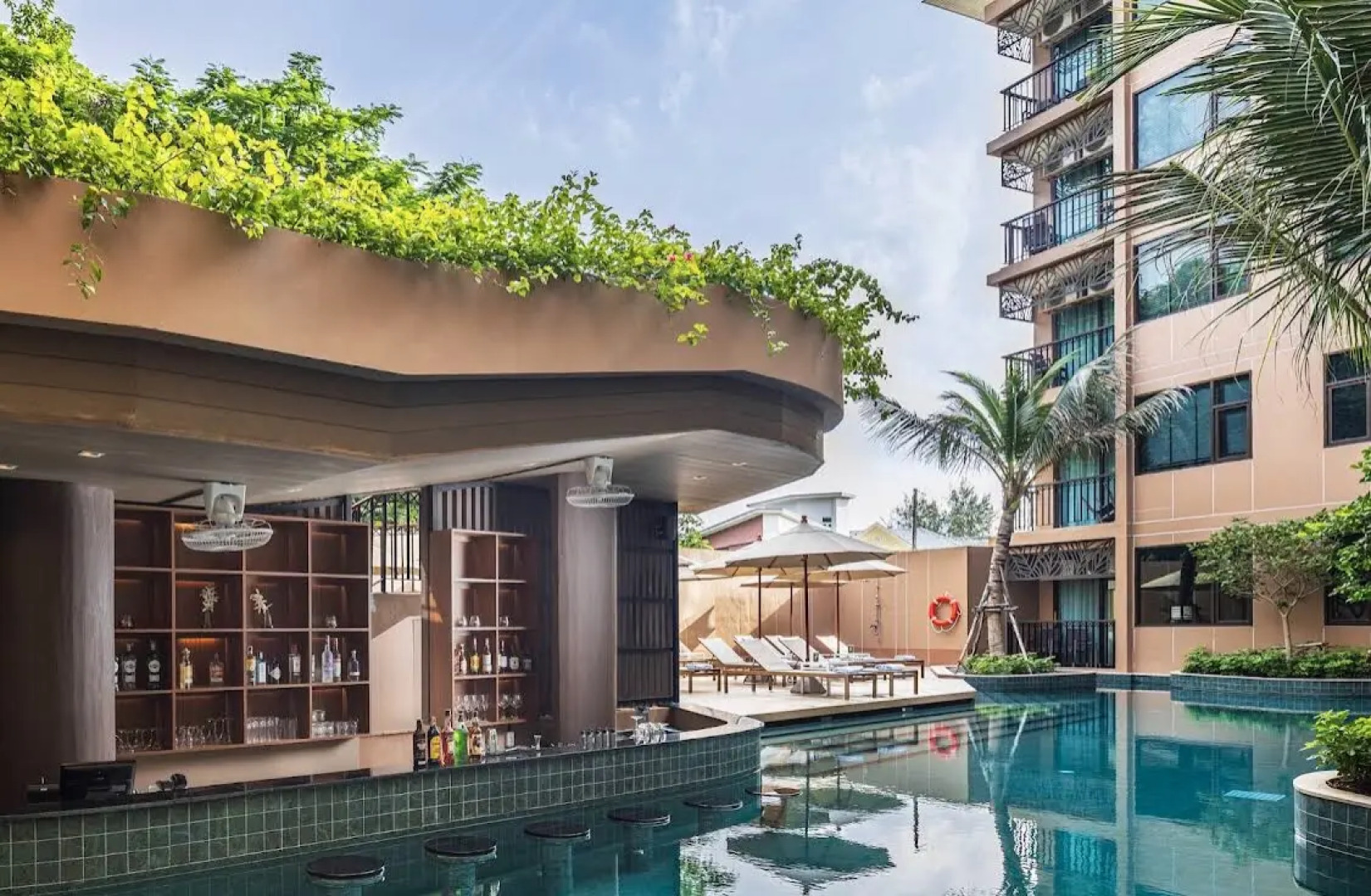 Апартаменты The Proud Karon Beach Phuket 612