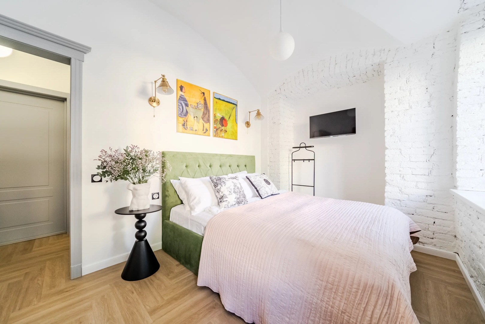 Квартира Дизайнерская студия в центре Санкт Петербурга