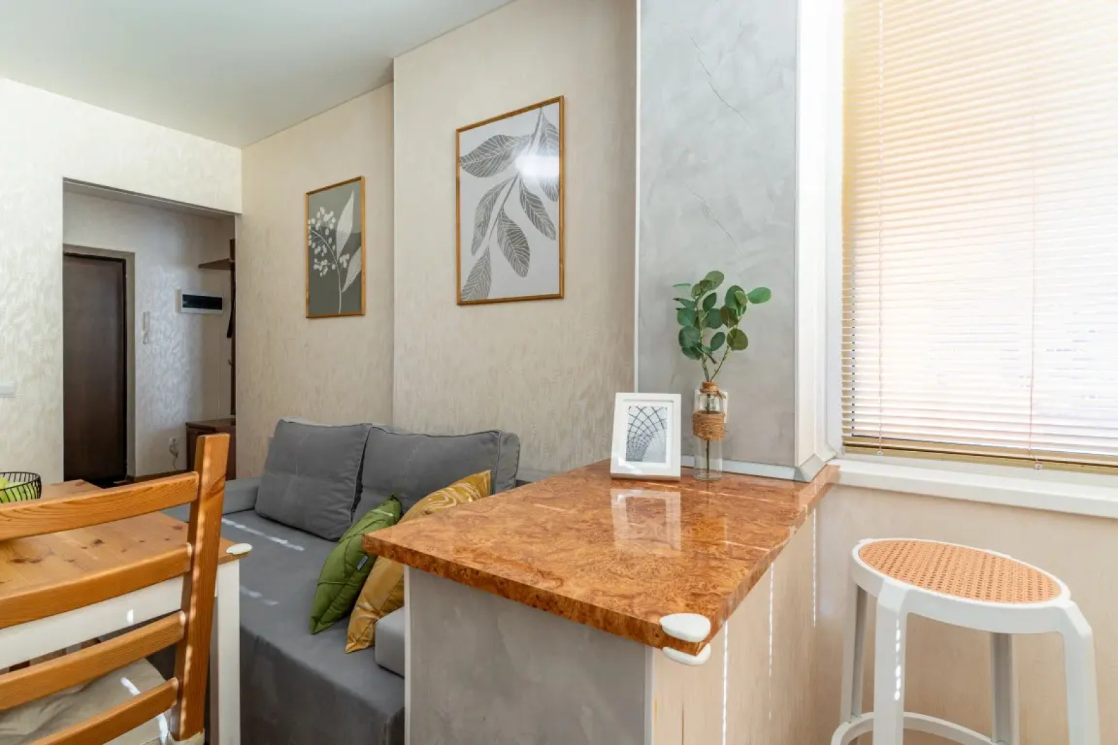 Квартира у парка Галицкого Апарт-Отелика на Героев Разведчиков