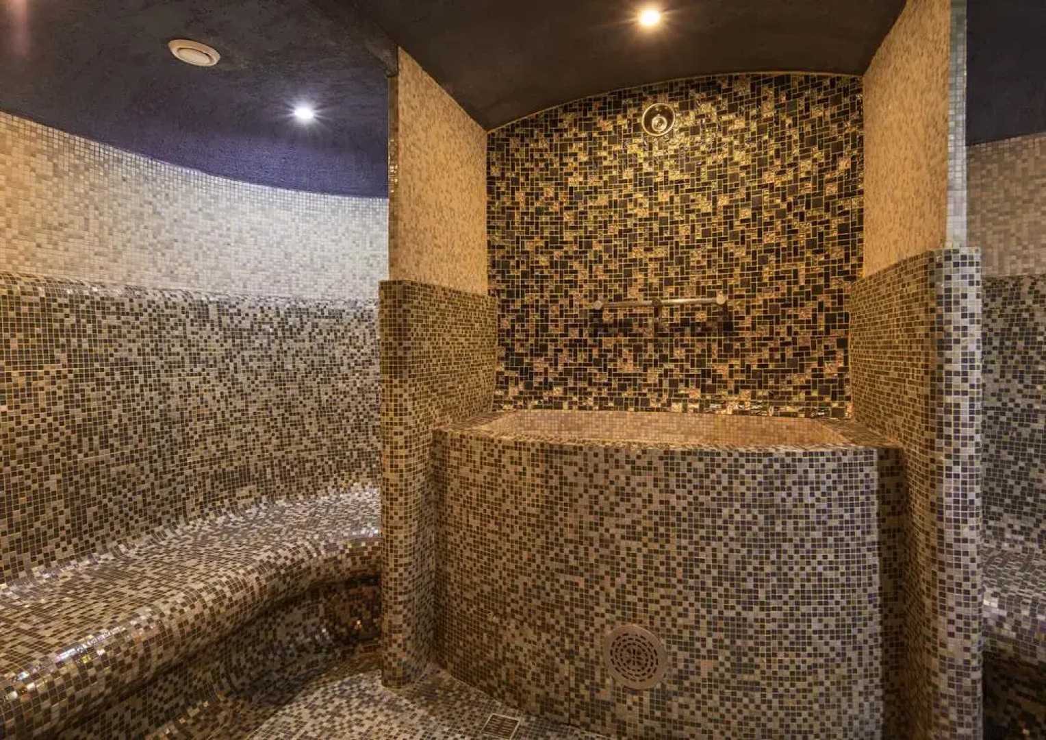 Отель Gino Wellness Rabath