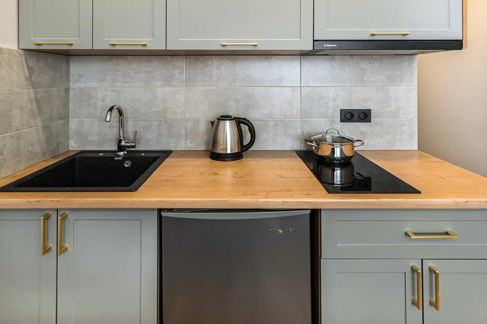 Апартаменты Однокомнатная в 15 минутах от Аэропорта