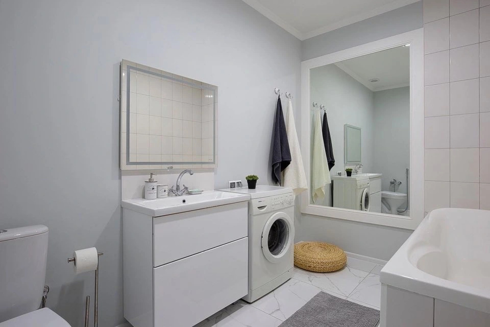 Квартира на Петровской Набережной