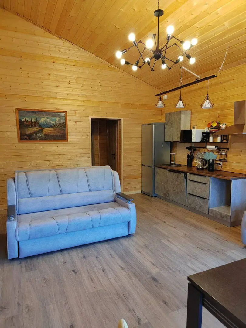 Частный дом Дом на горе с камином и сауной