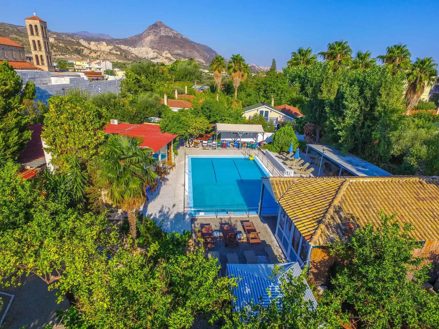 Отель Green Village