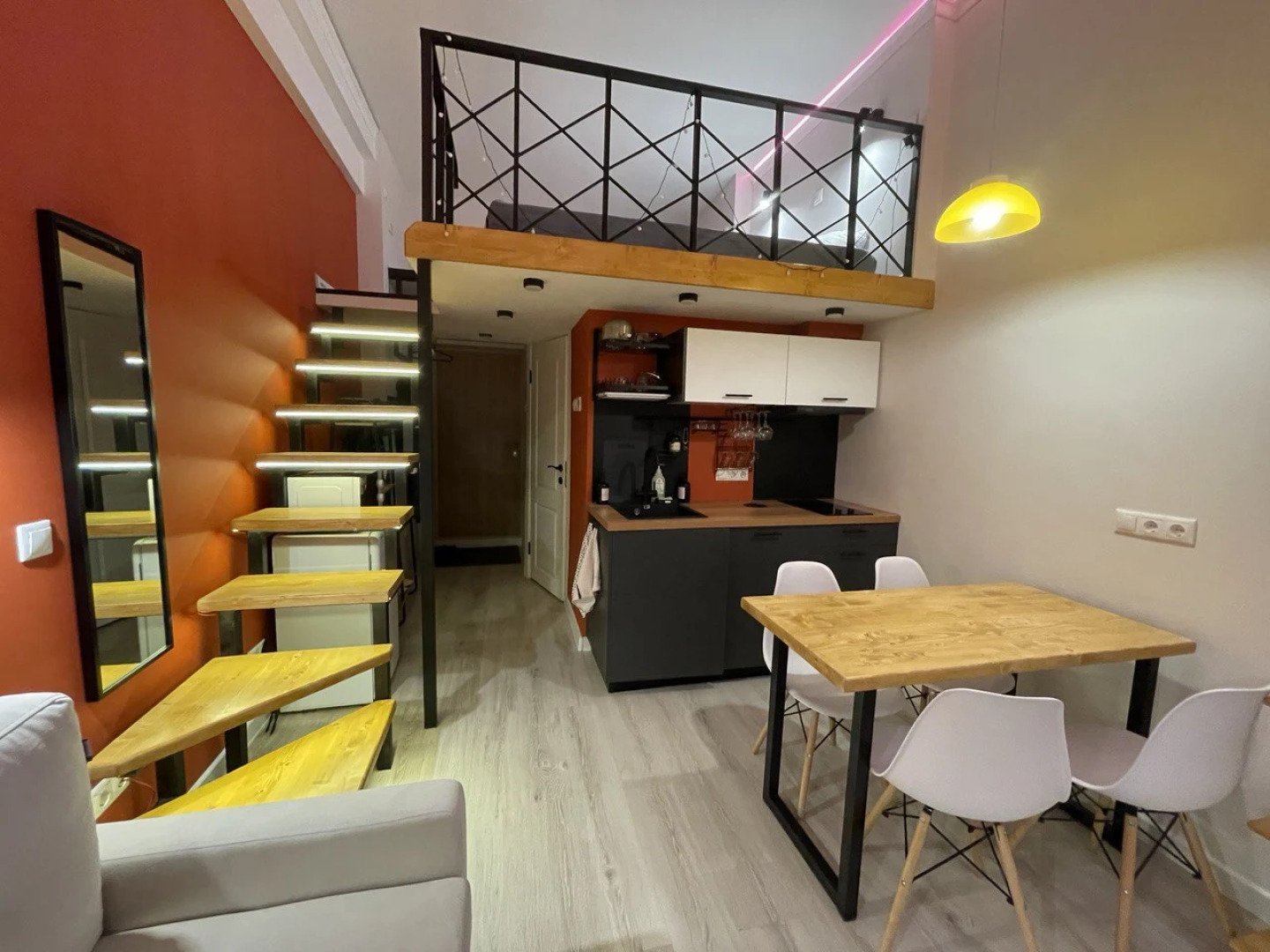 Апартаменты ZenApart Loft c джакузи