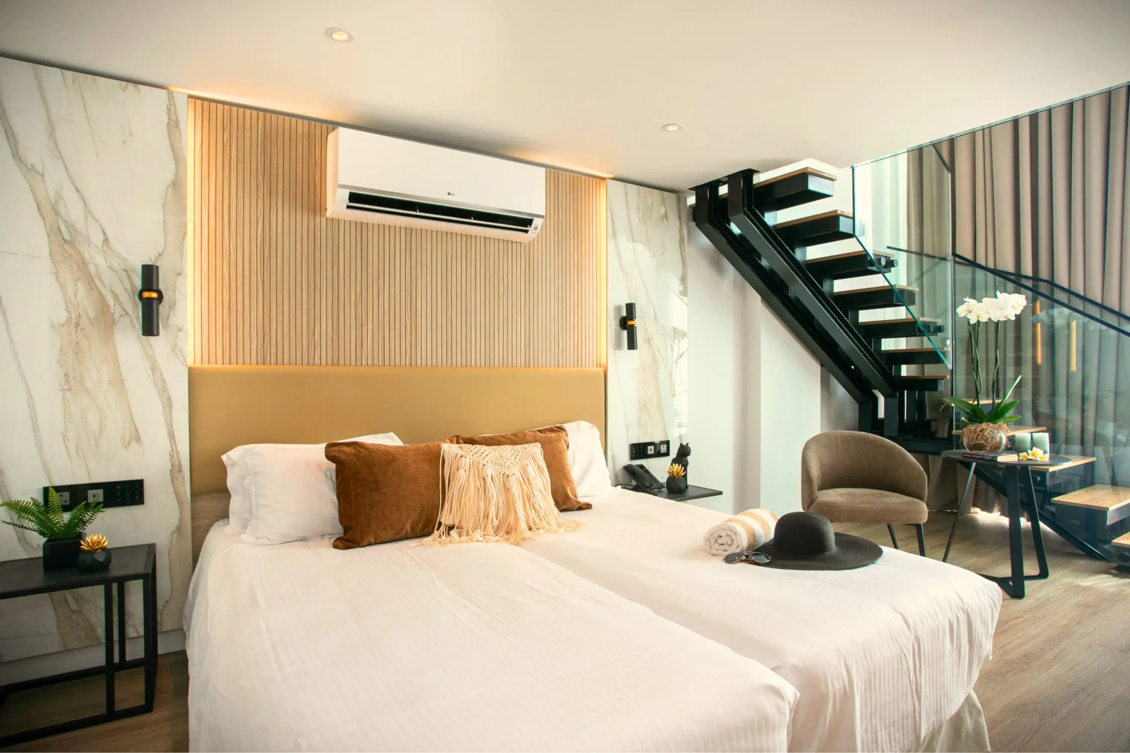 Отель Cavo Maris Beach