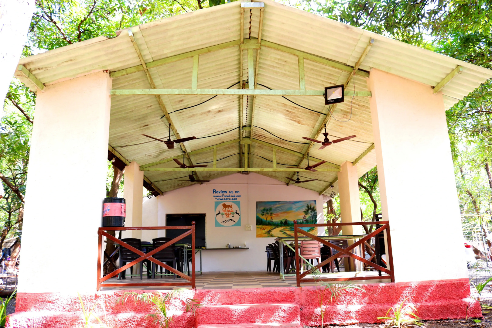 The Wilds Villa Gir - A Riverside Resort Hotel