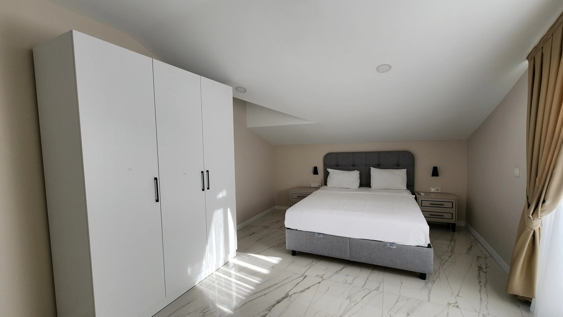 Вилла Монтана в комплексе с бассейном