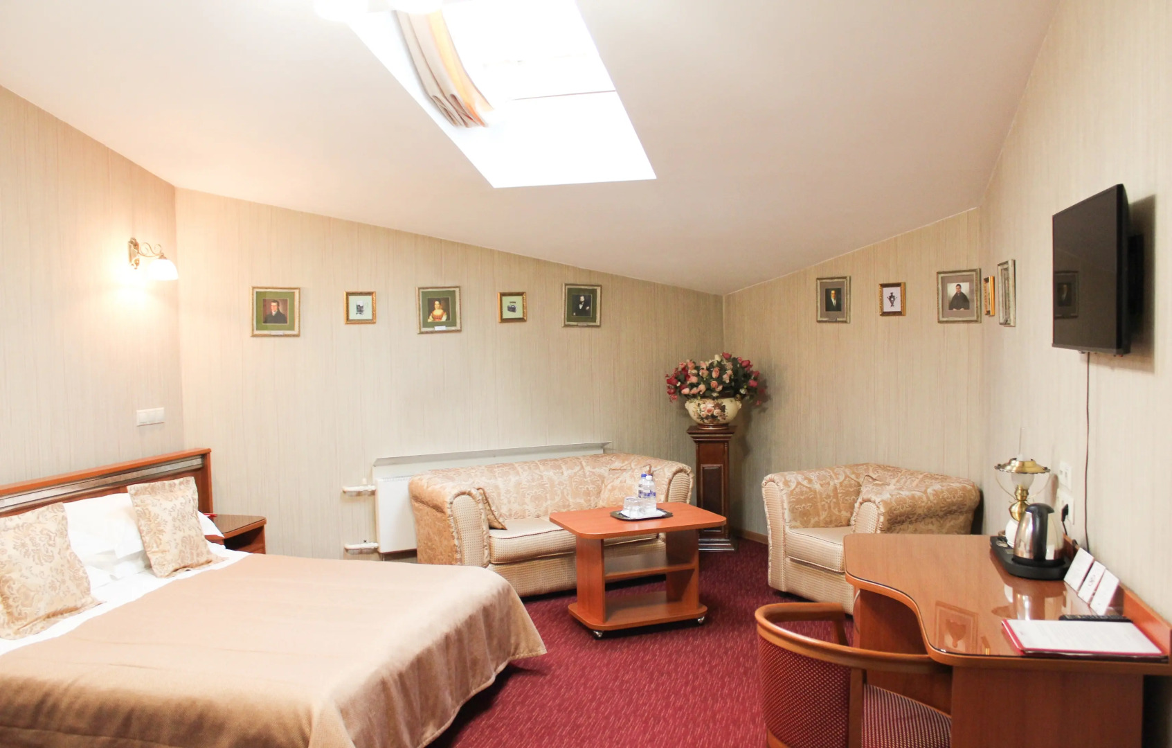 Гостиница Империя