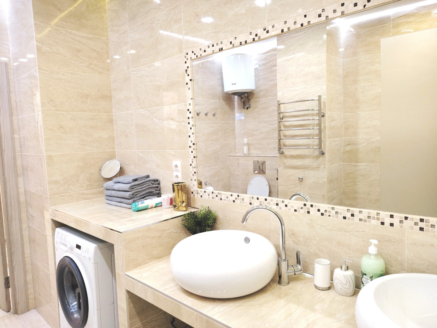 Апартаменты Комфортная трехкомнатная  квартира в самом сердце Минска