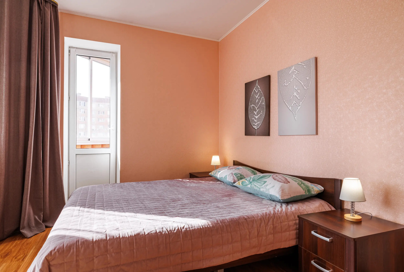 Квартира Двухкомнатная на проспекте Ленина 112