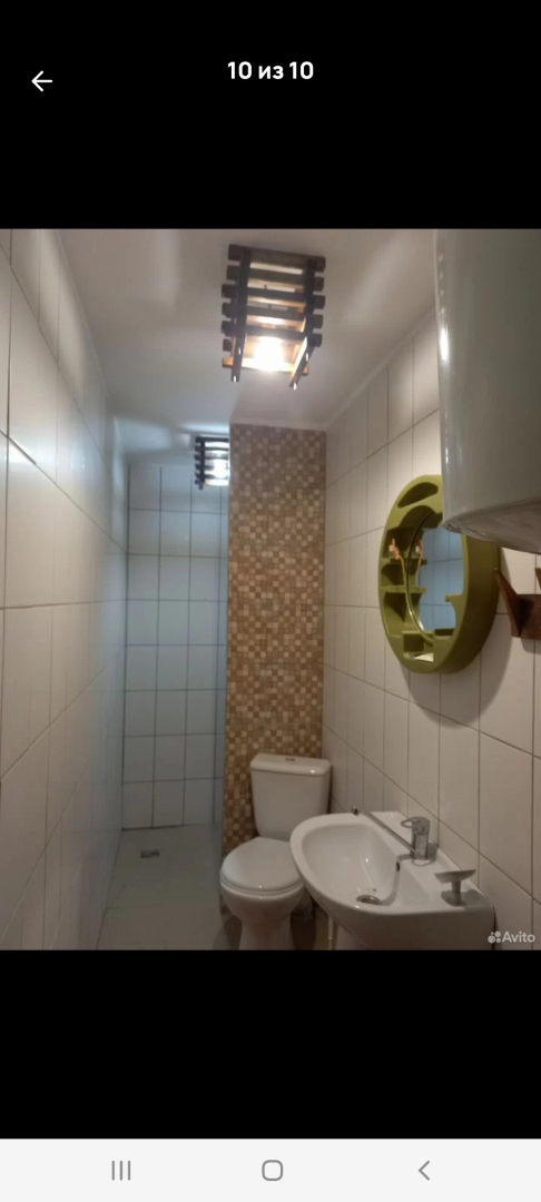 Частный дом на берегу реки Абин