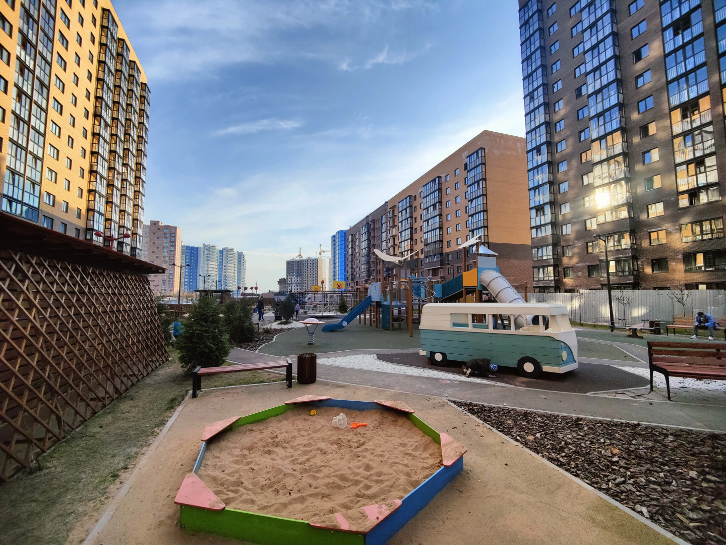 Апартаменты на улице Лемешева 10