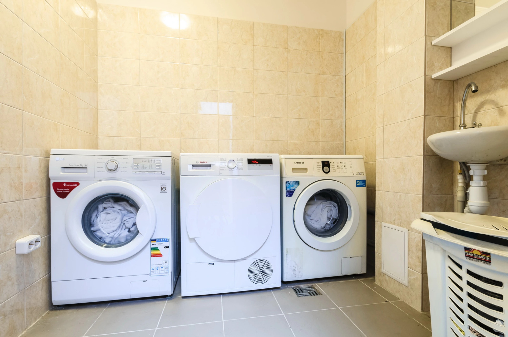 Отель Аврора