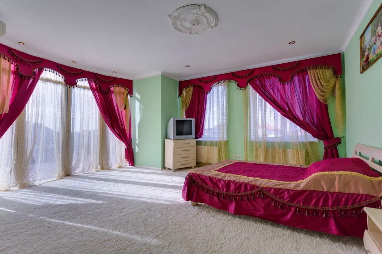 Вилла Аврора