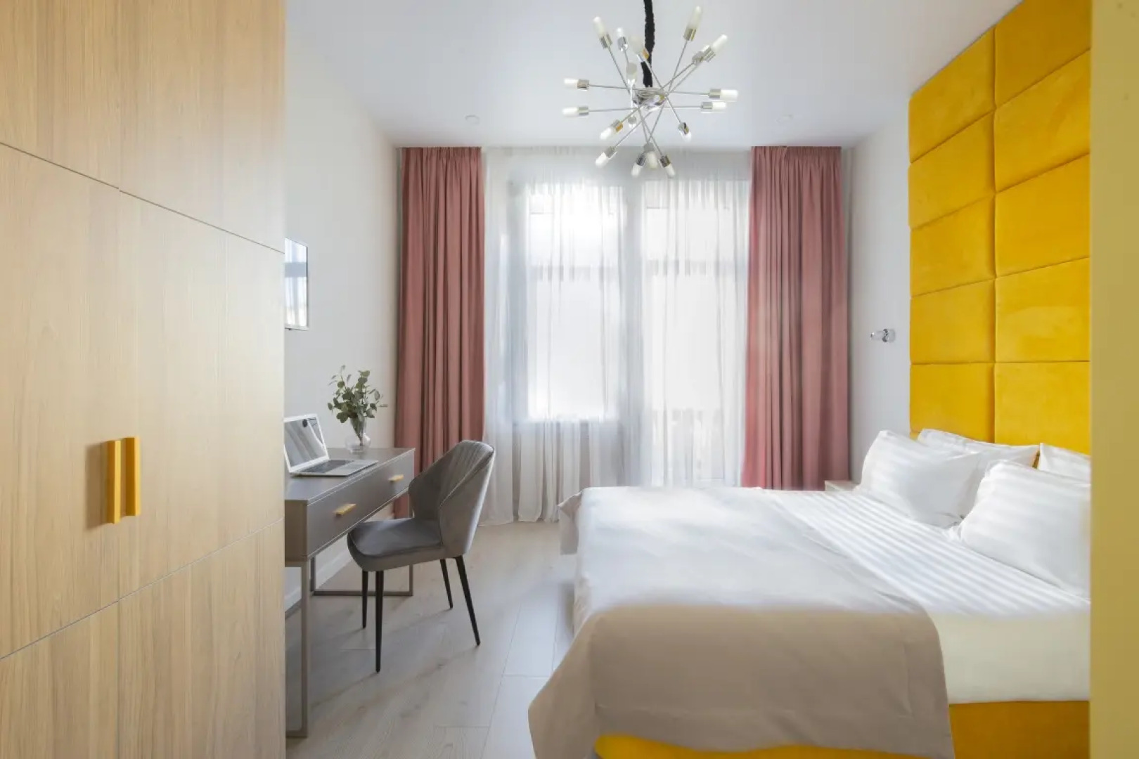 Отель Гранд Сьютс Syncotel