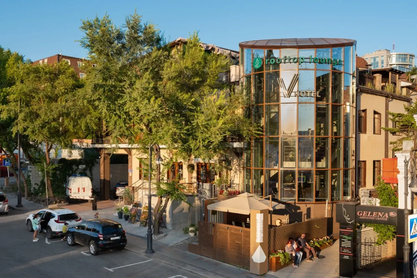 Отель V Hotel&Rooftop Lounge