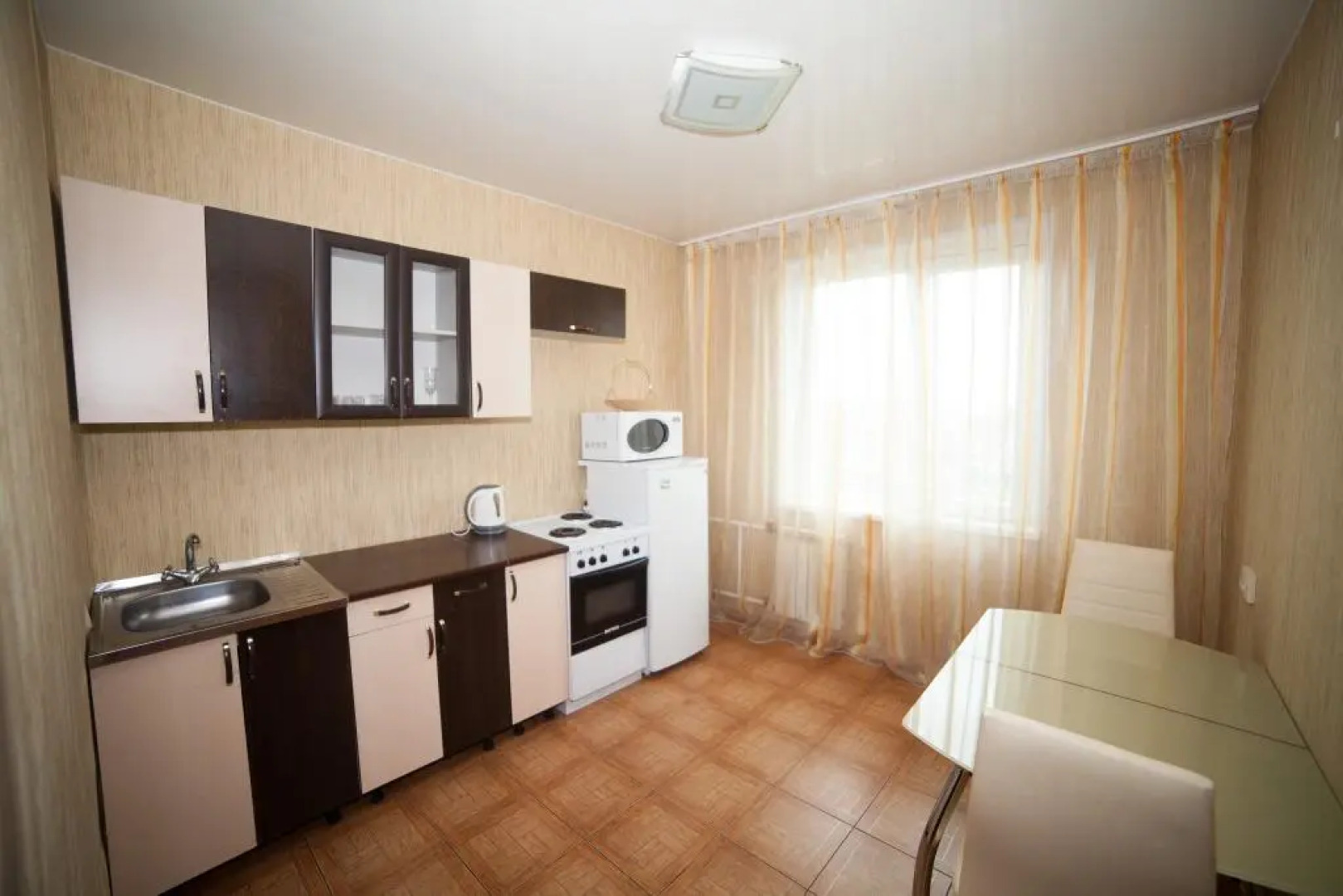 Апартаменты на Весны 17 (1 ком)