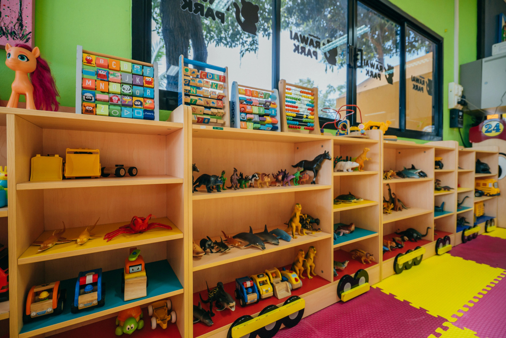 Rawayana West Villas and Kids Park