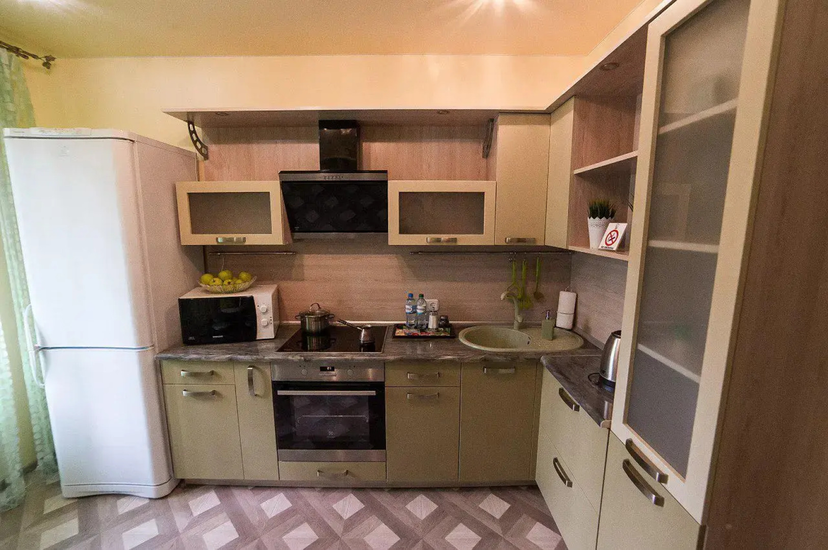 Apartments na Zaslonova