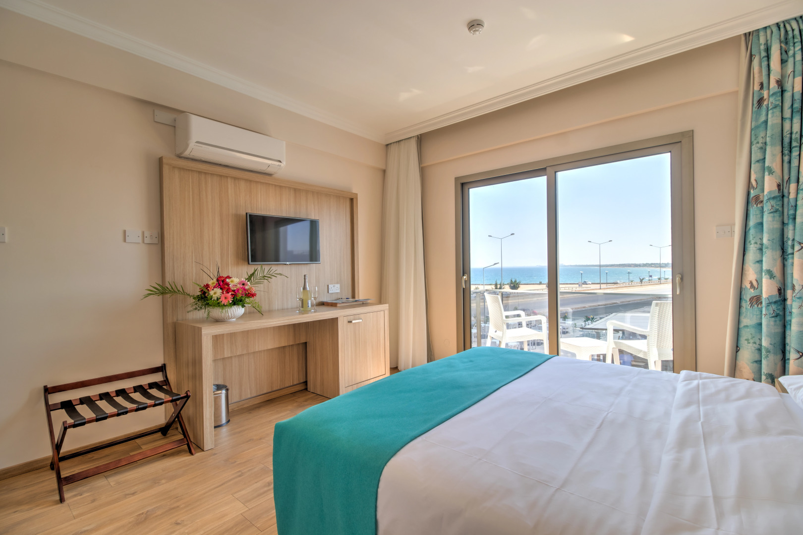 Отель Sea Life Long Beach