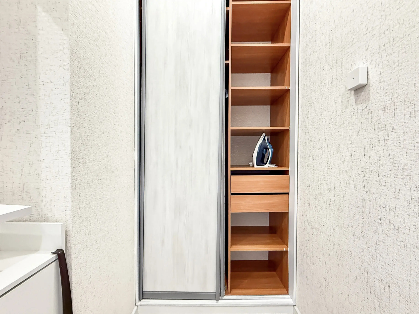 Квартира Уютная студия с потрясающим видом на море в центре