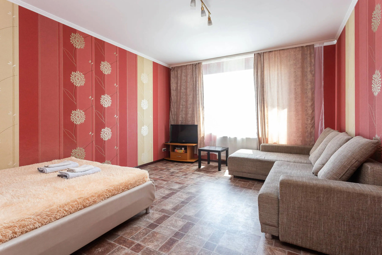 Апартаменты на Тургенева 21