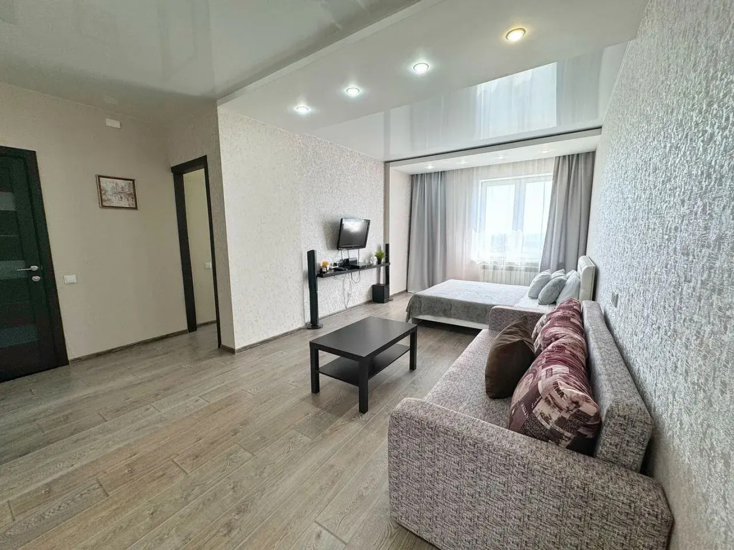 Квартира 1-к Квартира на Октябрьском Проезде 18