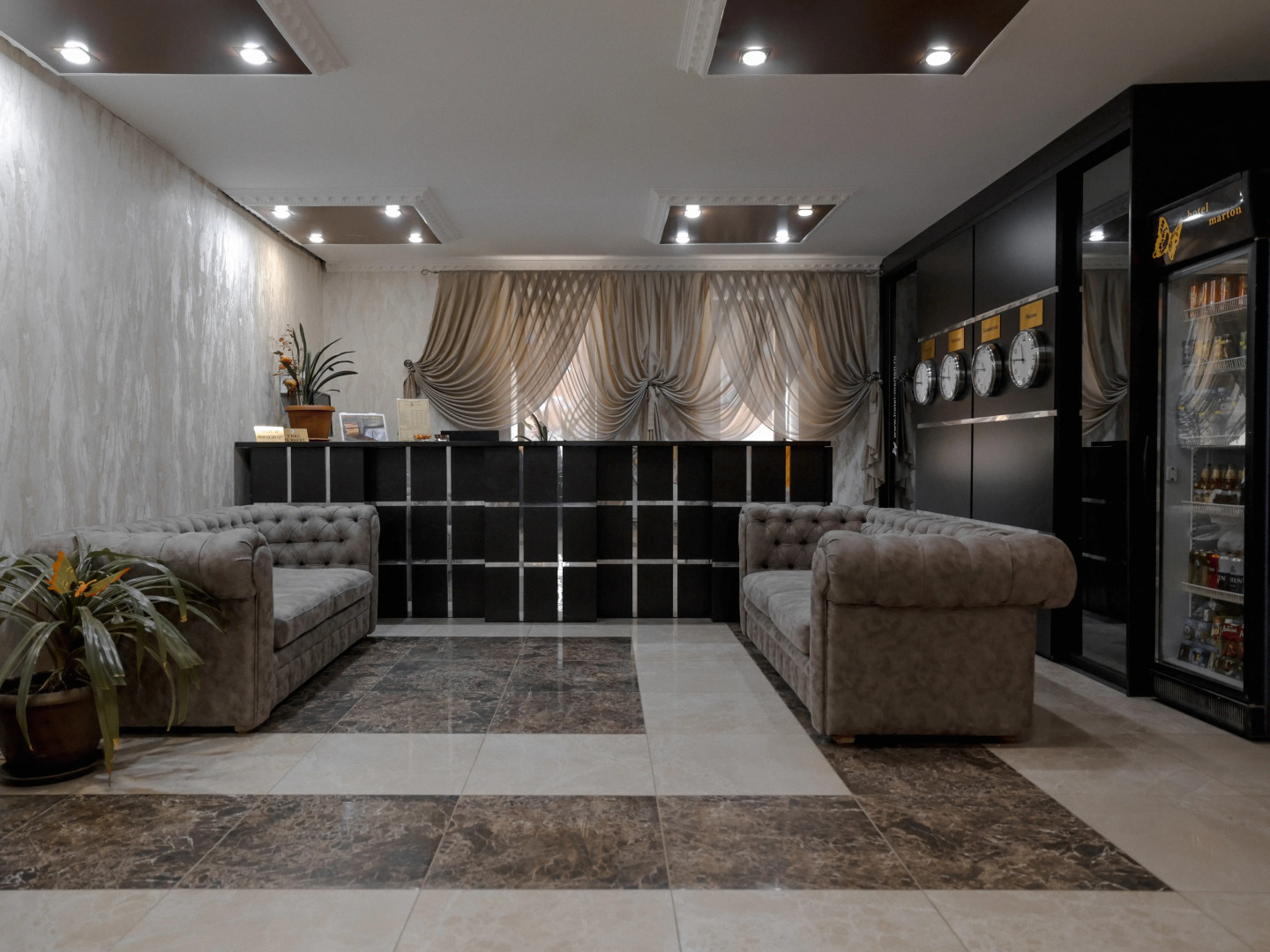 Отель Мартон Ока