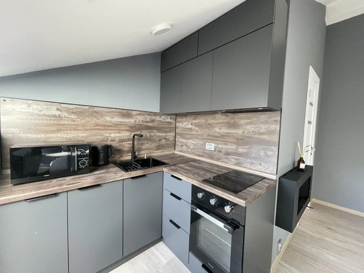 Апартаменты в Самом Центре Ломоносова!