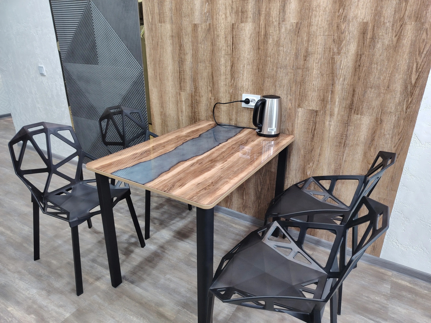 Апартаменты Двухкомнатные Люкс в Центре Абакана