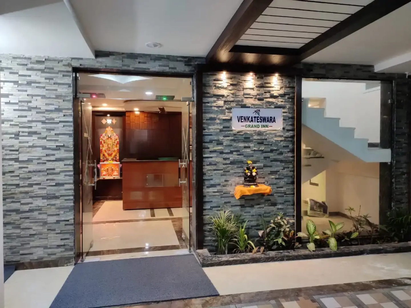 Отель NB Venkateswara Grand Inn