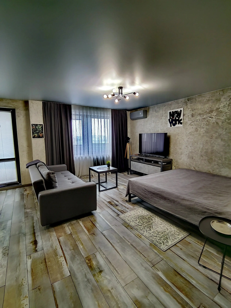 Апартаменты в Высотке