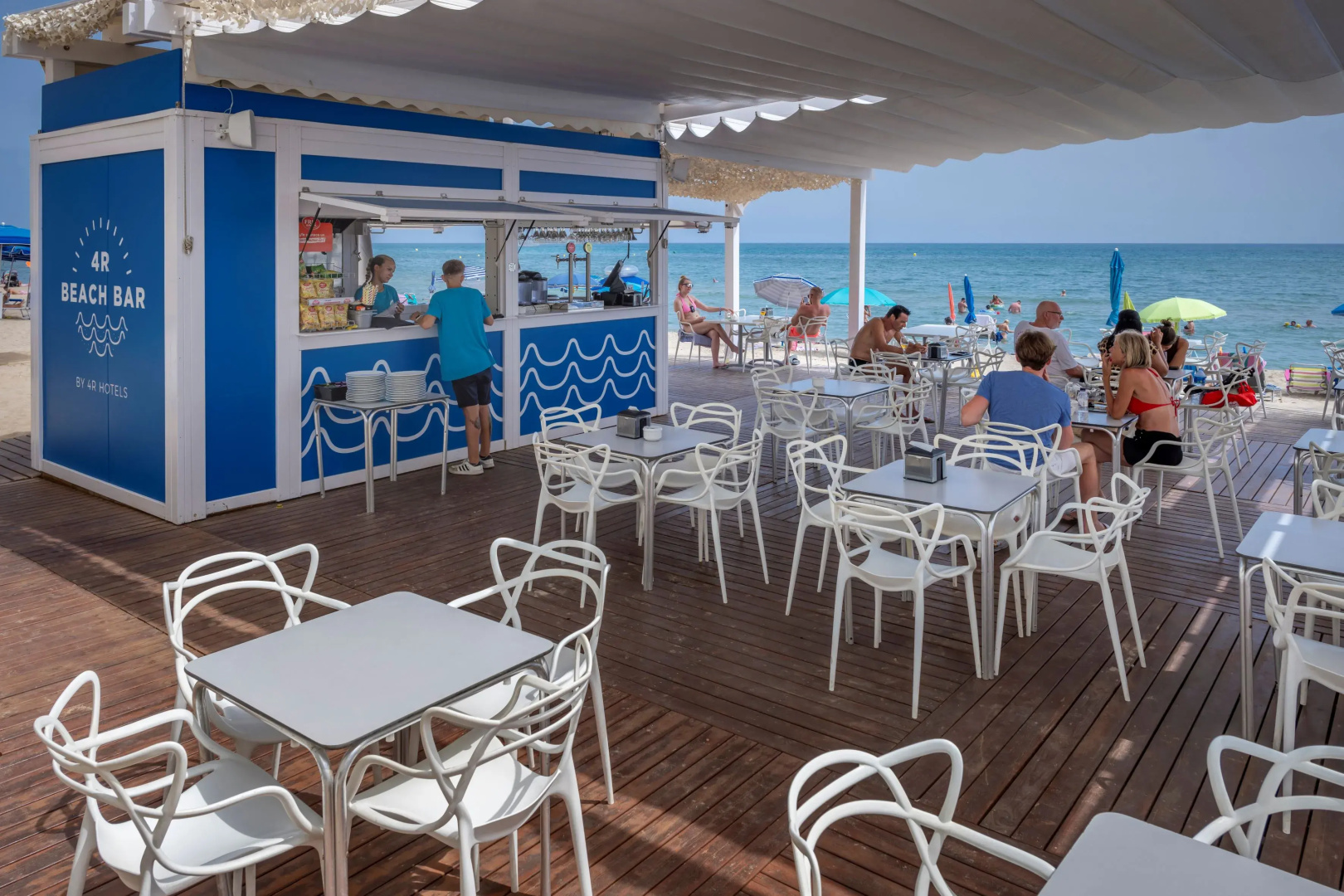 Отель 4R Miramar Calafell